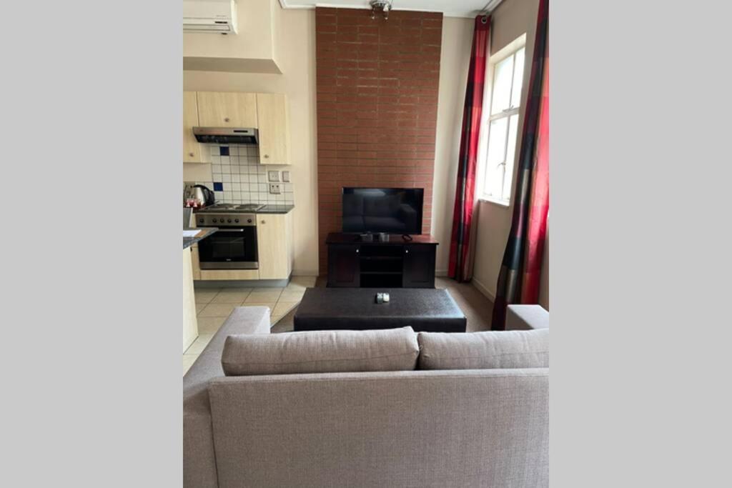 Cool & Easy Flat In The Heart Of Marshalltown Joanesburgo Exterior foto
